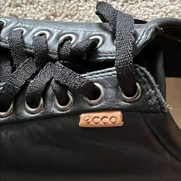 ECCO Soft 7 Women’s Black Leather Lace Up Sneakers Size 8 - Picture 15 of 16